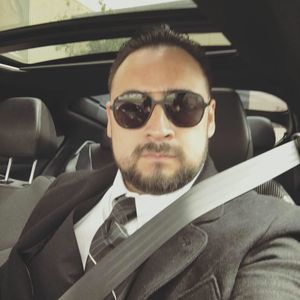 Meet your Posher, Leo